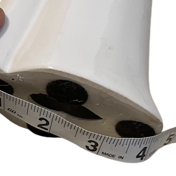 Handmade Sentimental Porcelain Family Sculpture Depicts Father Mother & Child - Picture 8 of 9